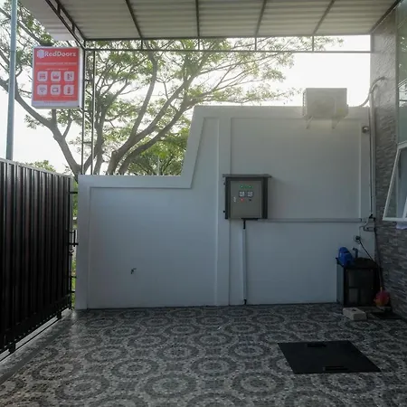RedDoorz near Kawasan Bandara Ahmad Yani Semarang 2-2